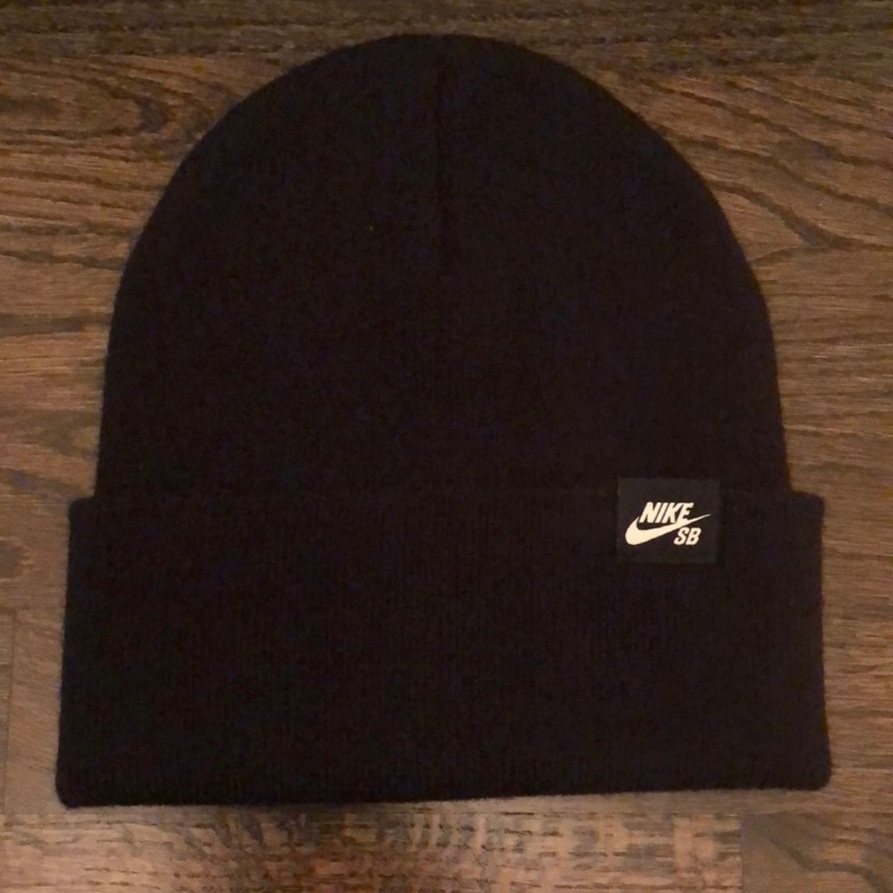 Nike SB beanie